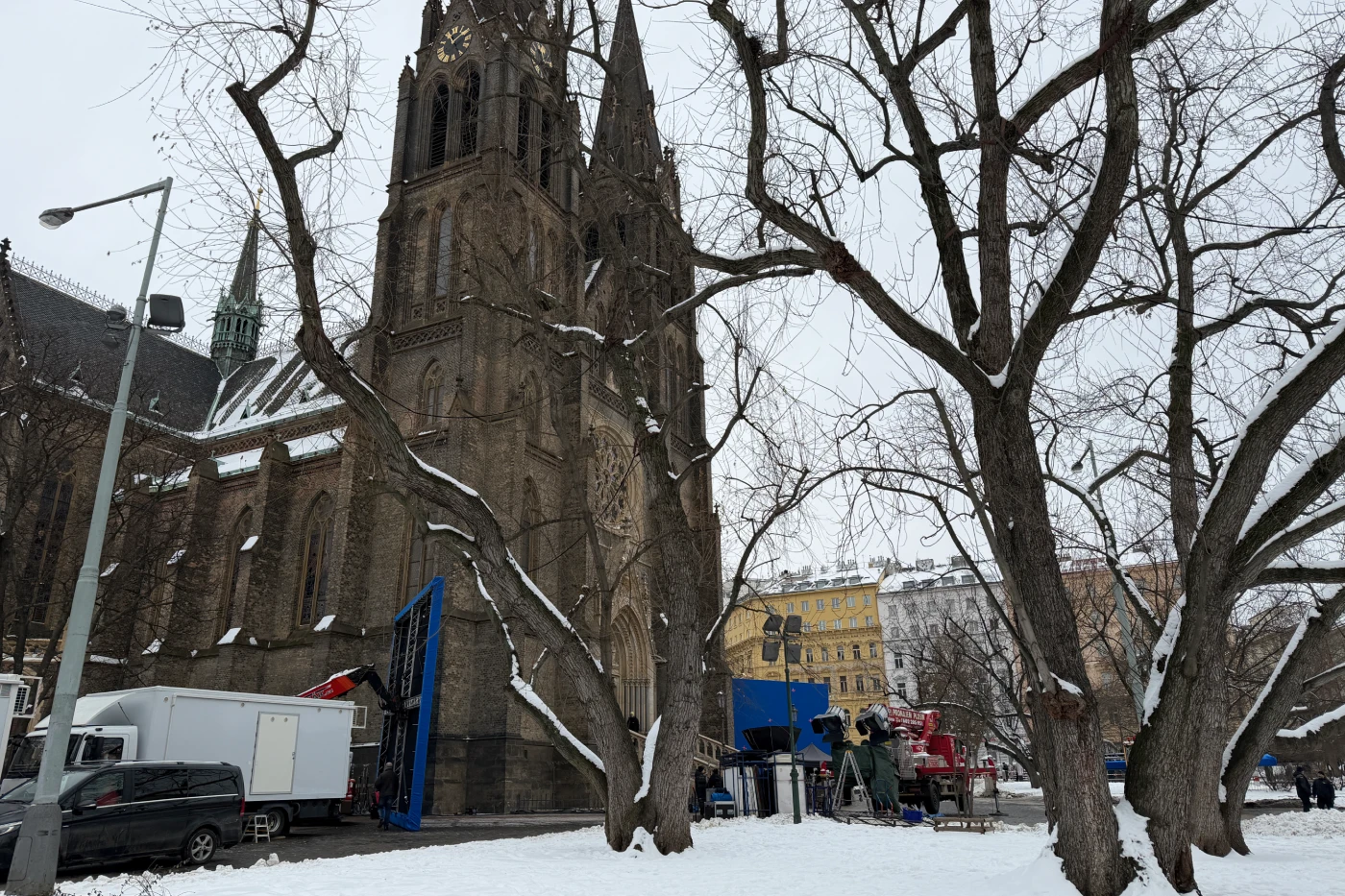 Filming for The Age of Innocence at Prague's Náměstí Míru. Photo © The Prague Reporter