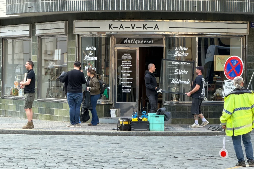 On the set of Legacy of Spies. Photos © The Prague Reporter