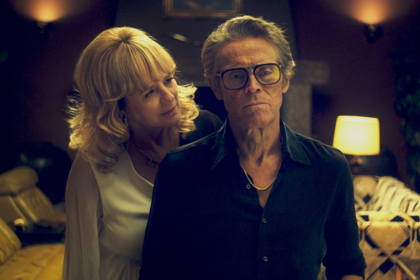 Emma Suárez and Willem Dafoe in The Birthday Party (2026)